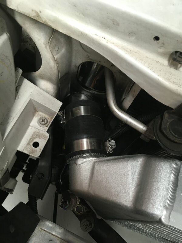 PDI+Prado+front+mount+intercooler+-+inlet+side+front_01